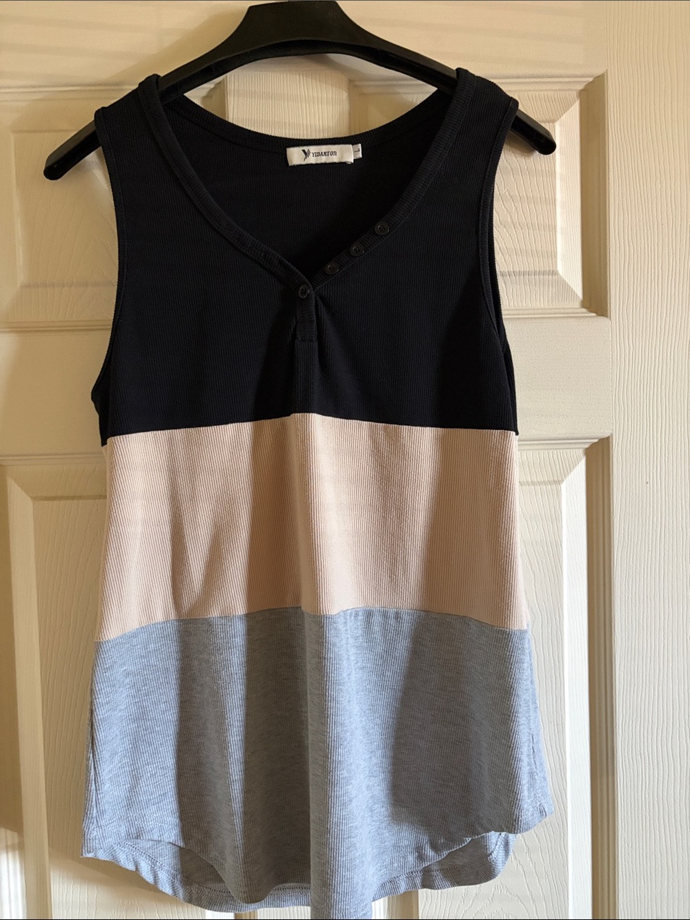 Colorblock Sleeveless Tank Top - Black, Cream & Light Gray